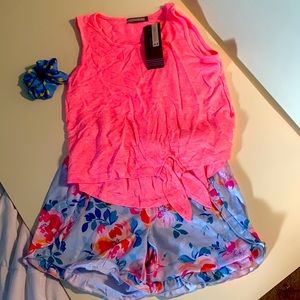 Light Turquoise Floral Ruffle-Hem Shorts & Scrunchie Set